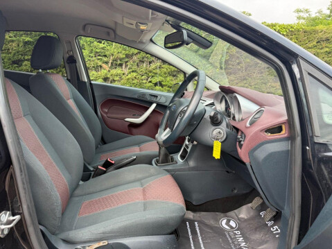 Ford Fiesta 1.4 Titanium Hatchback 5dr Petrol Manual (133 g/km, 94 bhp) 10