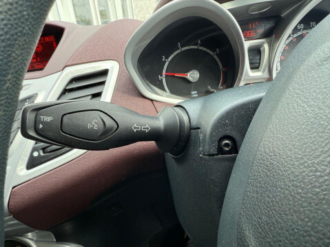 Ford Fiesta 1.4 Titanium Hatchback 5dr Petrol Manual (133 g/km, 94 bhp) 18