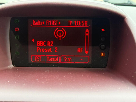 Ford Fiesta 1.4 Titanium Hatchback 5dr Petrol Manual (133 g/km, 94 bhp) 30