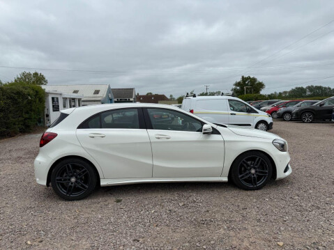 Mercedes-Benz A Class 2.1 A200d AMG Line (Premium) Hatchback 5dr Diesel Manual Euro 6 (s/s) (136 10