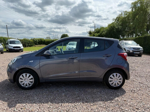 Hyundai i10 1.0 SE Hatchback 5dr Petrol Manual Euro 5 (66 ps) 8