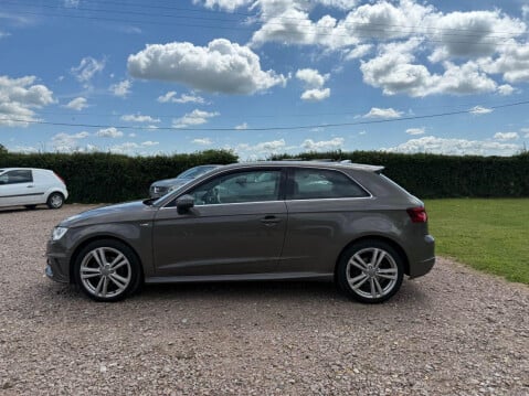 Audi A3 2.0 TDI S line Hatchback 3dr Diesel Manual Euro 5 (s/s) (150 ps) 16