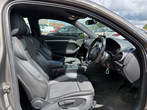 Audi A3 2.0 TDI S line Hatchback 3dr Diesel Manual Euro 5 (s/s) (150 ps) 26