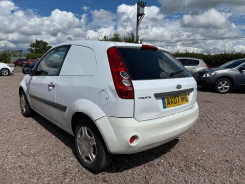 Ford Fiesta 1.4 TDCI Car Derived Van 3dr Diesel Manual (116 g/km, 67 bhp) 8