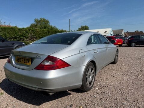 Mercedes-Benz CLS 3.0 CLS320 CDI Coupe 4dr Diesel 7G-Tronic (200 g/km, 221 bhp) 5