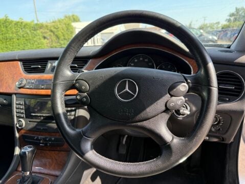 Mercedes-Benz CLS 3.0 CLS320 CDI Coupe 4dr Diesel 7G-Tronic (200 g/km, 221 bhp) 12