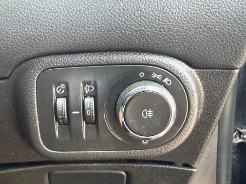 Vauxhall Zafira 1.6 CDTi ecoFLEX Design MPV 5dr Diesel Manual Euro 6 (s/s) (136 ps) 20