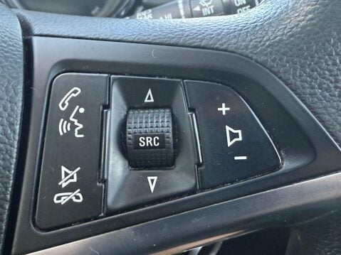 Vauxhall Zafira 1.6 CDTi ecoFLEX Design MPV 5dr Diesel Manual Euro 6 (s/s) (136 ps) 21