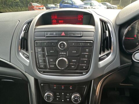 Vauxhall Zafira 2.0 CDTi SE MPV 5dr Diesel Auto Euro 5 (165 ps) Low Mileage Auto Diesel 23