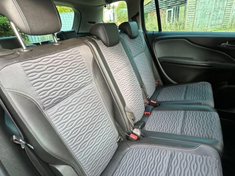 Vauxhall Zafira 2.0 CDTi SE MPV 5dr Diesel Auto Euro 5 (165 ps) Low Mileage Auto Diesel 27