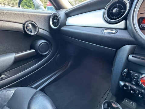 Mini Coupe 1.6 Cooper Coupe 2dr Petrol Manual Euro 6 (s/s) (122 ps) Low Mileage 31