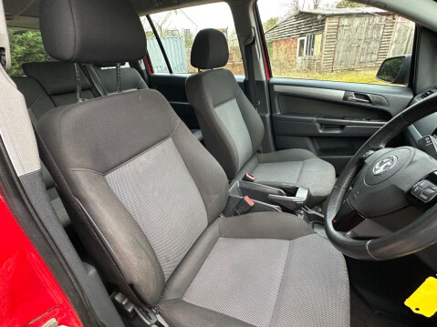 Vauxhall Zafira 1.8 16V Exclusiv MPV 5dr Petrol Manual Euro 5 (SNav) (140 ps) ULEZ Complian 26