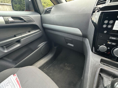 Vauxhall Zafira 1.8 16V Exclusiv MPV 5dr Petrol Manual Euro 5 (SNav) (140 ps) ULEZ Complian 30