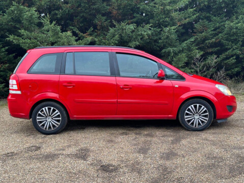 Vauxhall Zafira 1.8 16V Exclusiv MPV 5dr Petrol Manual Euro 5 (SNav) (140 ps) ULEZ Complian 2