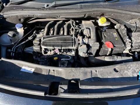 Peugeot 2008 1.2 PureTech Allure SUV 5dr Petrol Manual Euro 6 (82 ps) Low Mileage and Fu 39