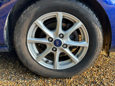 Ford Fiesta 1.0T EcoBoost Zetec Hatchback 5dr Petrol Manual Euro 6 (s/s) (100 ps) New S 14