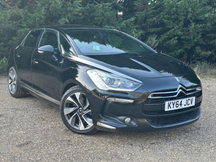 Citroen DS5 2.0 HDi DSport Hatchback 5dr Diesel Auto Euro 5 (160 ps) Massive Specificat