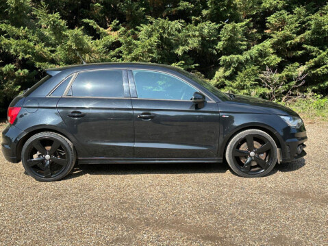 Audi A1 1.4 TFSI Black Edition Sportback 5dr Petrol S Tronic Euro 5 (185 ps) ULEZ C 3
