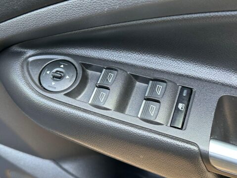 Ford Kuga 1.5T EcoBoost GPF Zetec SUV 5dr Petrol Manual Euro 6 (s/s) (120 ps) Petrol 25