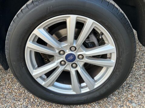 Ford Kuga 1.5T EcoBoost GPF Zetec SUV 5dr Petrol Manual Euro 6 (s/s) (120 ps) Petrol 19