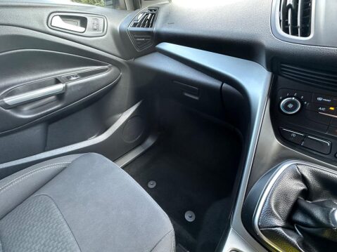 Ford Kuga 1.5T EcoBoost GPF Zetec SUV 5dr Petrol Manual Euro 6 (s/s) (120 ps) Petrol 36