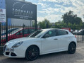 Alfa Romeo Giulietta 2.0 JTDM-2 QV Line Hatchback 5dr Diesel Manual Euro 5 (s/s) (150 bhp) Full 2