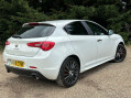 Alfa Romeo Giulietta 2.0 JTDM-2 QV Line Hatchback 5dr Diesel Manual Euro 5 (s/s) (150 bhp) Full 4