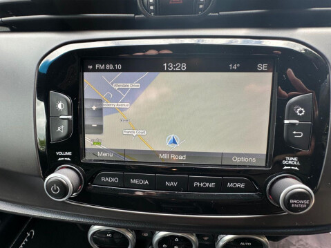 Alfa Romeo Giulietta 2.0 JTDM-2 QV Line Hatchback 5dr Diesel Manual Euro 5 (s/s) (150 bhp) Full 33
