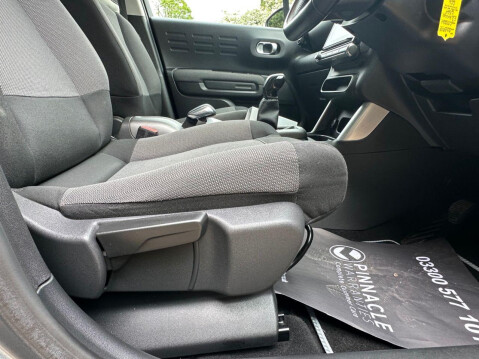 Citroen C3 Aircross 1.2 PureTech Feel SUV 5dr Petrol Manual Euro 6 (82 ps) One previous Owner 31