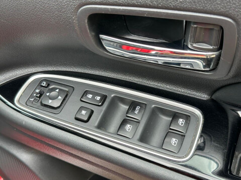 Mitsubishi Outlander 2.0h 12kWh GX4hs SUV 5dr Petrol Plug-in Hybrid CVT 4WD Euro 6 (s/s) (200 ps 27