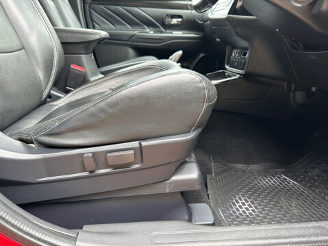 Mitsubishi Outlander 2.0h 12kWh GX4hs SUV 5dr Petrol Plug-in Hybrid CVT 4WD Euro 6 (s/s) (200 ps 34