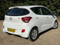Hyundai i10 1.0 SE Hatchback 5dr Petrol Manual Euro 5 (66 ps) Full Main dealer service 4
