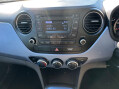 Hyundai i10 1.0 SE Hatchback 5dr Petrol Manual Euro 5 (66 ps) Full Main dealer service 31