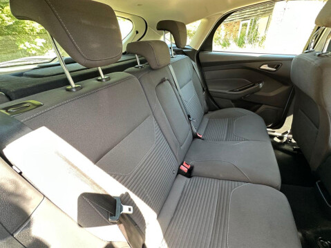 Ford Focus 1.0T EcoBoost Titanium Hatchback 5dr Petrol Manual Euro 6 (s/s) (125 ps) Lo 39