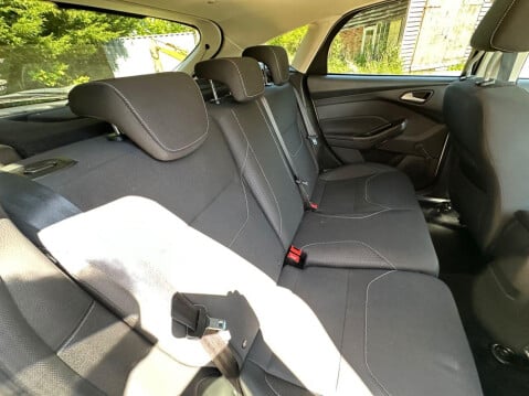 Ford Focus 1.0T EcoBoost Zetec Edition Hatchback 5dr Petrol Manual Euro 6 (s/s) (125 p 41