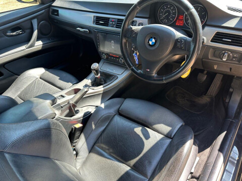 BMW 3 Series 3.0 330d M Sport Euro 5 2dr 27