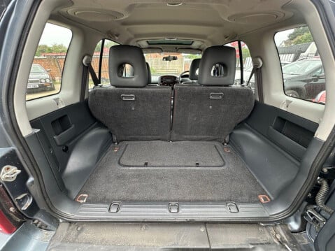 Suzuki Grand Vitara 2.5 V6 X-EC Estate 5dr Petrol Automatic (262 g/km, 156 bhp) Immaculate cond 12