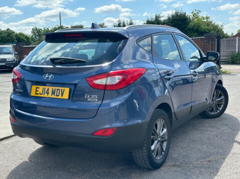 Hyundai ix35 1.7 CRDi SE SUV 5dr Diesel Manual Euro 5 (s/s) (Nav) (115 ps) Great Spec SU 4