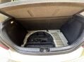 Hyundai i20 1.2 Classic Hatchback 5dr Petrol Manual Euro 4 (77 bhp) Ideal first car 35