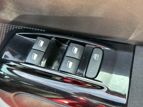 Citroen C3 1.2 PureTech Flair Hatchback 5dr Petrol Manual Euro 6 (82 ps) Great Specifi 23