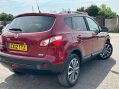 Nissan Qashqai 1.6 dCi Tekna 2WD Euro 5 5dr (AVM) 4