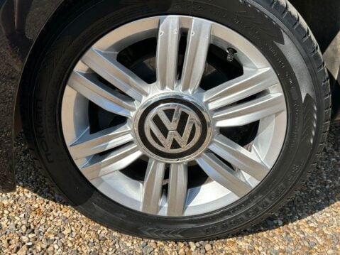 Volkswagen Up 1.0 up! beats Hatchback 5dr Petrol Manual Euro 6 (s/s) (60 ps) Ideal first 17