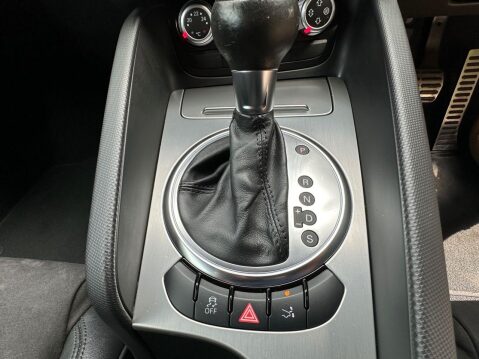 Audi TT 2.0 TFSI Sport S Tronic Euro 5 (s/s) 3dr 32