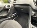 Peugeot 208 1.2 PureTech Signature Hatchback 5dr Petrol Manual Euro 6 (s/s) (82 ps) 30