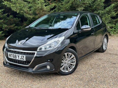 Peugeot 208 1.2 PureTech Signature Hatchback 5dr Petrol Manual Euro 6 (s/s) (82 ps) 7