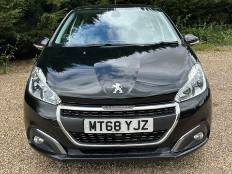 Peugeot 208 1.2 PureTech Signature Hatchback 5dr Petrol Manual Euro 6 (s/s) (82 ps) 8