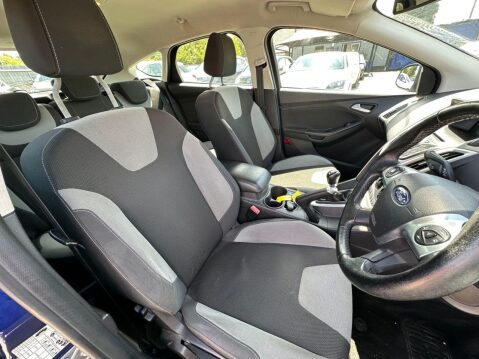 Ford Focus 1.0T EcoBoost Zetec S Euro 5 (s/s) 5dr 8