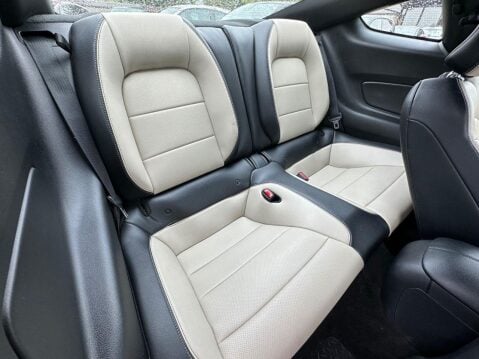 Ford Mustang 5.0 V8 GT Fastback Euro 6 2dr 9