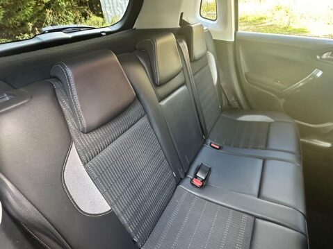 Peugeot 2008 1.2 PureTech Allure SUV 5dr Petrol Manual Euro 6 (82 ps) 36