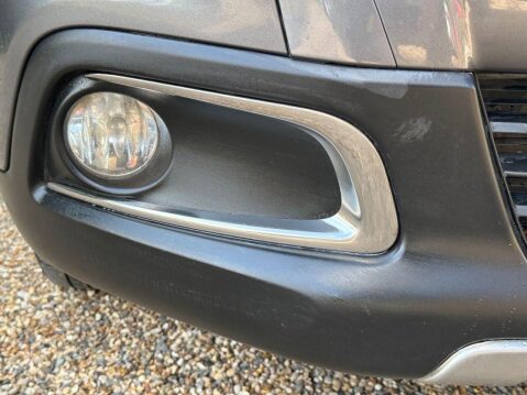 Peugeot 2008 1.2 PureTech Allure SUV 5dr Petrol Manual Euro 6 (82 ps) 13